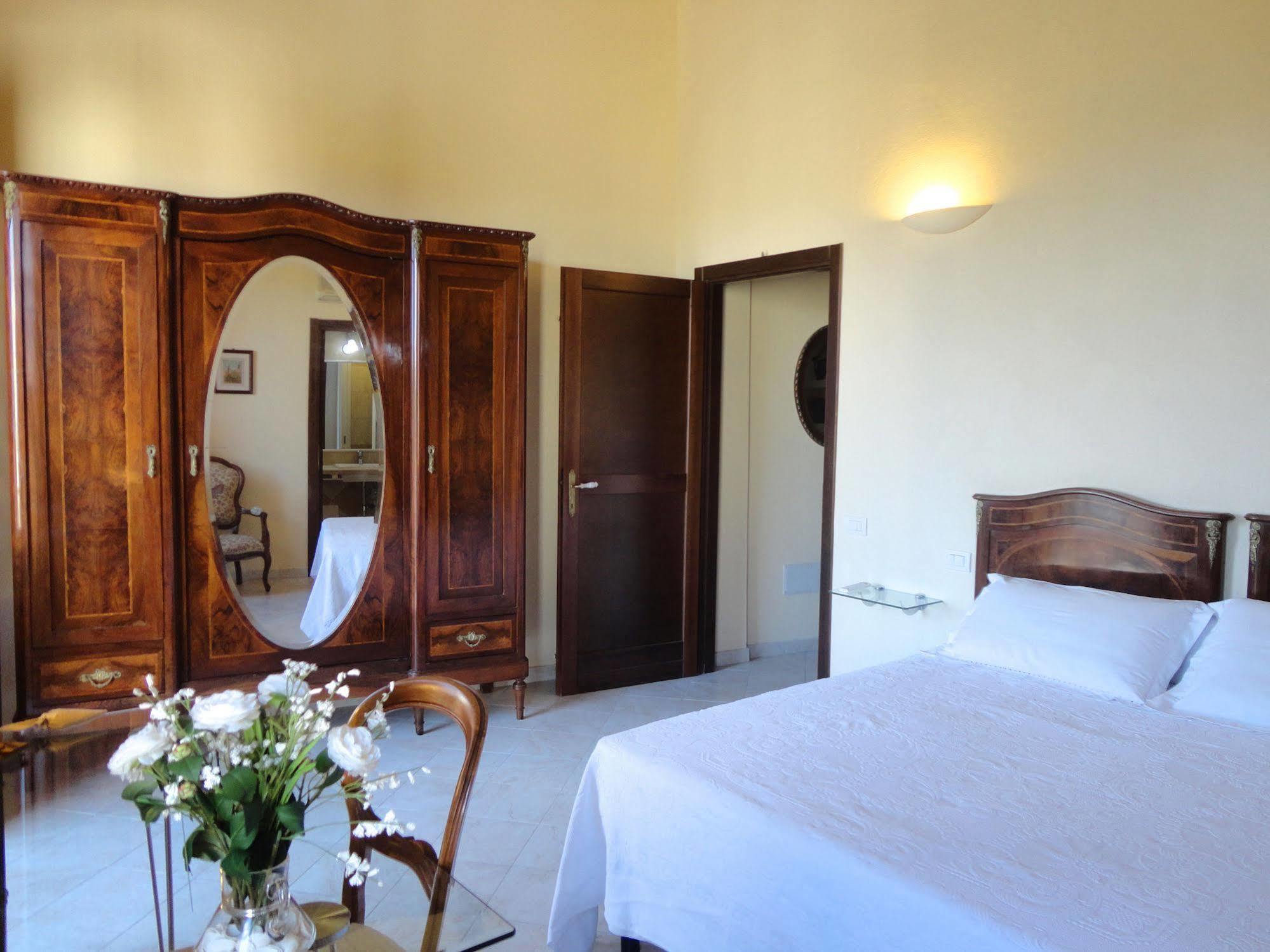 Liberty Bed & Breakfast Quartucciu Ngoại thất bức ảnh